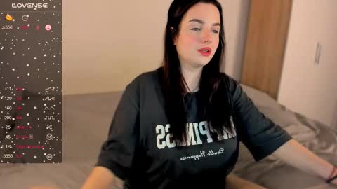 Snapshot of _latisha_ chatting on March 6, 4:07 pm Latisha online show from March 6, 4:07 pm