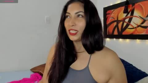 Lauralove online show from May 14, 12:09 am
