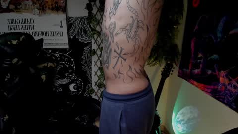 Layne online show from January 27, 12:01 am