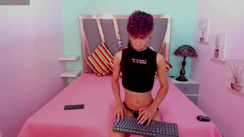  L E M M O N  online show from February 24, 1:53 pm