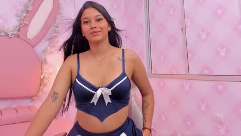  Lia Swan  online show from December 18, 4:30 am