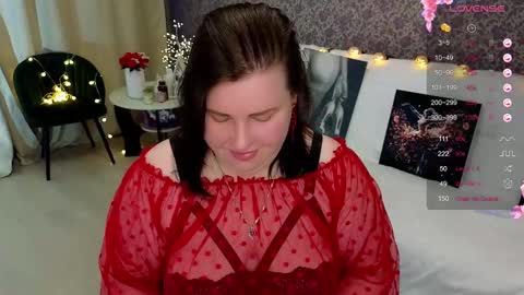 Snapshot of _lillit chatting on February 19, 4:12 am Lily online show from February 19, 4:12 am
