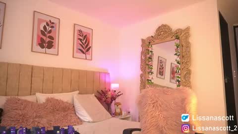 Lissana online show from February 18, 8:03 pm