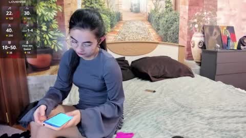 _litteangie_ online show from April 5, 2:30 am