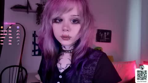 Lolly online show from October 8, 11:16 am