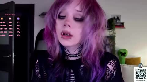 Lolly online show from September 12, 1:13 pm