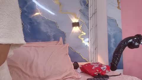 Lorrayne online show from September 13, 1:46 pm