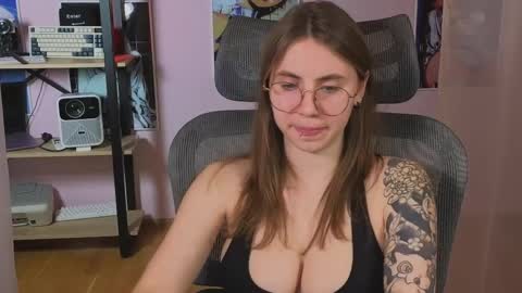 Ann online show from April 2, 8:38 pm