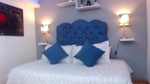 LUNA QUEEN online show from November 13, 9:28 pm