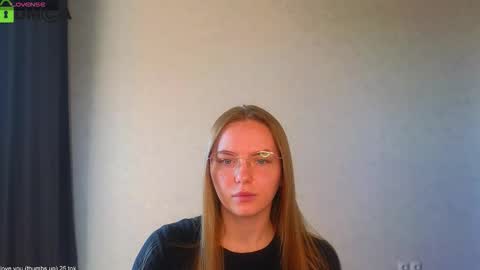 Snapshot of _lysafeta_ chatting on September 12, 10:06 am Welcome guys  Pleasure to see you all here  My name is Lysafeta and MichaelaTip menu is active Private is open  online show from September 12, 10:06 am