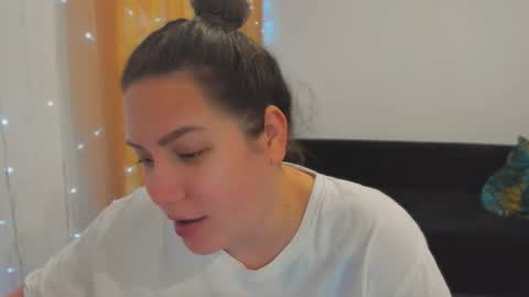 Snapshot of _madalexa_ chatting on September 14, 5:47 pm Alexa online show from September 14, 5:47 pm