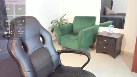 Maria online show from October 27, 5:57 pm