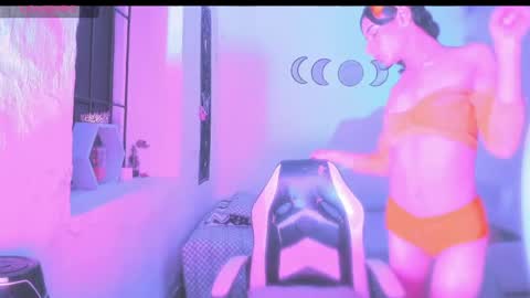 Mariana Fox online show from April 21, 2:51 am