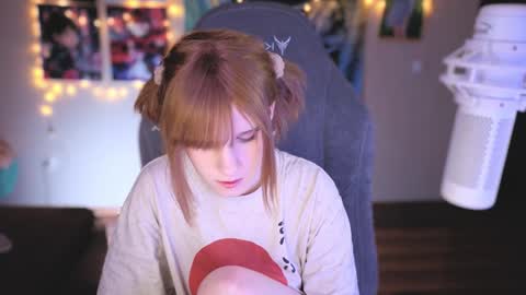 Snapshot of _mariko_ chatting on February 7, 2:47 pm Mariko online show from February 7, 2:47 pm