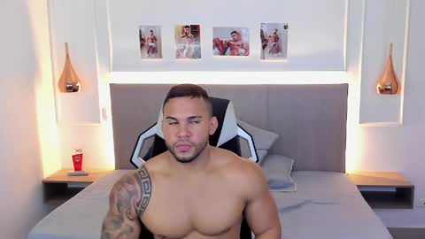 _matthew_santos_ online show from June 2, 12:01 am