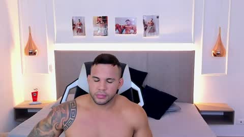 _matthew_santos_ online show from June 28, 1:56 am