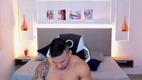 _matthew_santos_ online show from June 25, 1:35 am