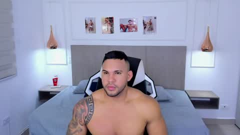 _matthew_santos_ online show from July 20, 12:35 am