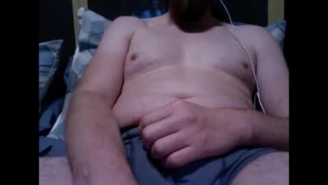 _maverick1985_ online show from December 2, 5:21 pm