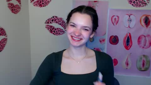 Susie online show from February 16, 7:17 am