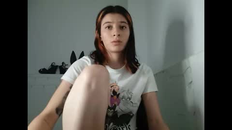 Snapshot of _mia_foster1 chatting on January 28, 12:15 am Mia-foster online show from January 28, 12:15 am