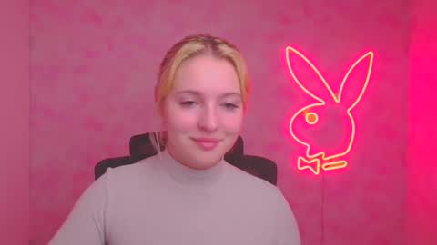 Melanie online show from October 25, 12:04 pm