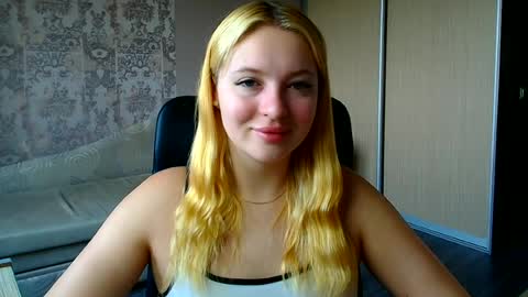 Melanie online show from June 29, 10:12 am