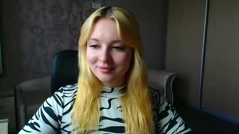 Melanie online show from May 8, 9:48 am