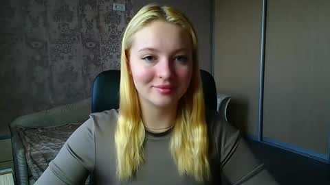 Melanie online show from March 27, 11:11 am