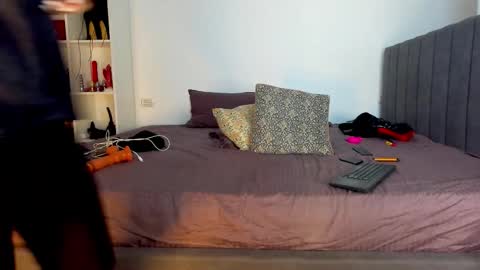 AstrideVonTeese online show from September 17, 4:43 pm