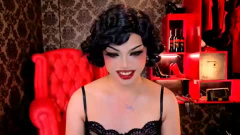 Raven Strauss online show from July 14, 6:07 am