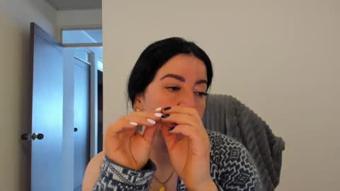 _miss_coco_ online show from September 21, 1:15 pm