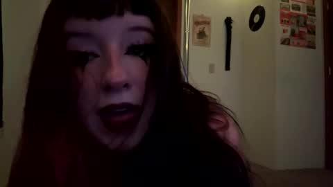 Snapshot of _miss_marie_ chatting on October 28, 8:21 pm _miss_marie_ online show from October 28, 8:21 pm