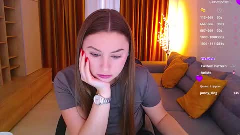 Mia online show from January 14, 10:34 am