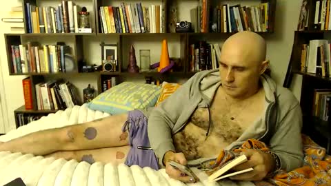  mobius  online show from April 16, 7:41 am