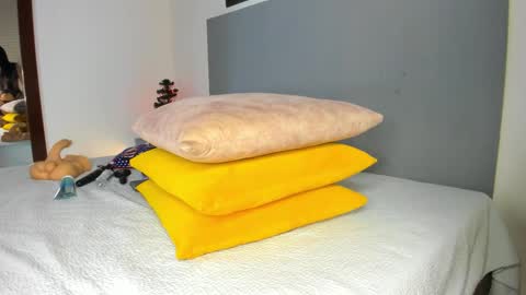 _molly_rosse_ online show from November 19, 12:26 pm