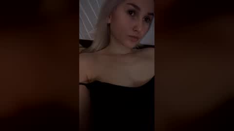 _moon_star online show from April 15, 7:58 pm