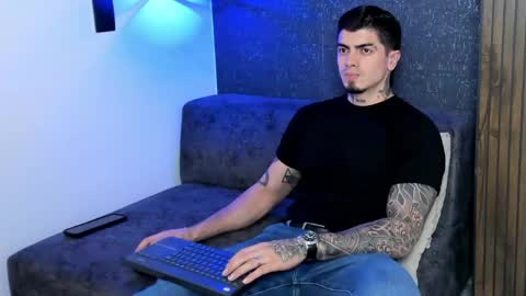 _mrcock_ online show from May 17, 1:26 am