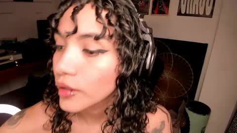 Nati - Independ model online show from April 10, 1:16 pm