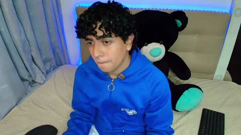 Nicolas online show from December 27, 12:18 am