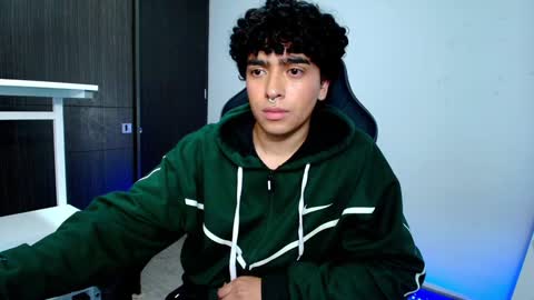 Nicolas online show from January 26, 12:58 am