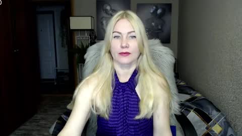 Donella    online show from October 18, 4:16 am