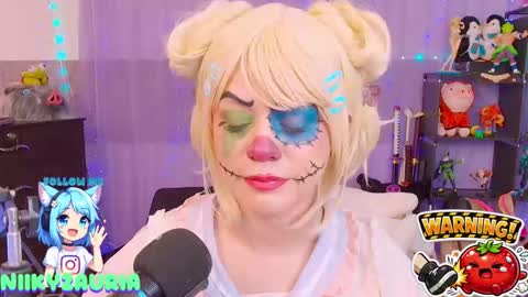 niiky online show from February 12, 4:10 pm