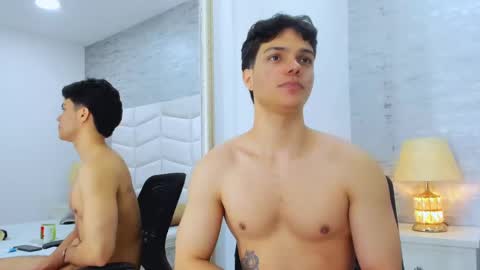 Noah Heyden online show from January 25, 5:08 pm