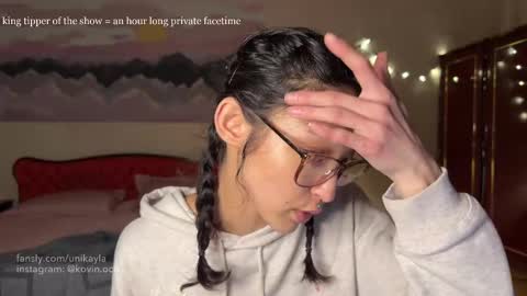 Mikayla online show from February 15, 7:27 am