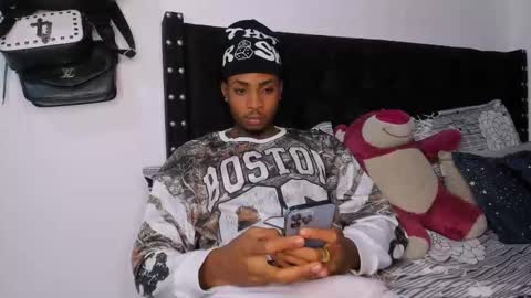 Kevin  online show from November 13, 10:56 pm