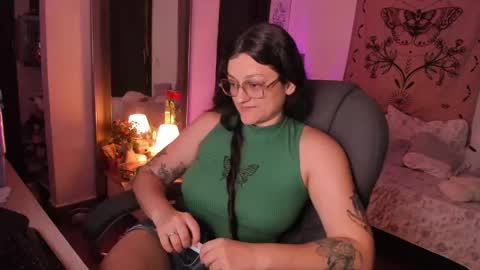 violeta ig  online show from May 15, 5:05 am