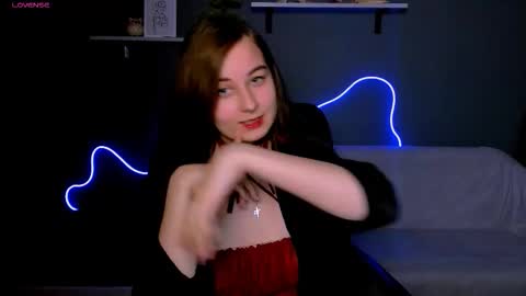 Snapshot of _princess_rosie chatting on September 13, 6:54 pm ur dear Rosie online show from September 13, 6:54 pm