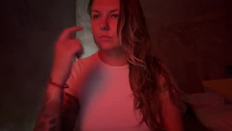  HADLY today day-off see u online 0112  online show from November 18, 2:42 pm