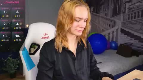 Snapshot of _ramona__ chatting on September 22, 6:06 am im Amy online show from September 22, 6:06 am